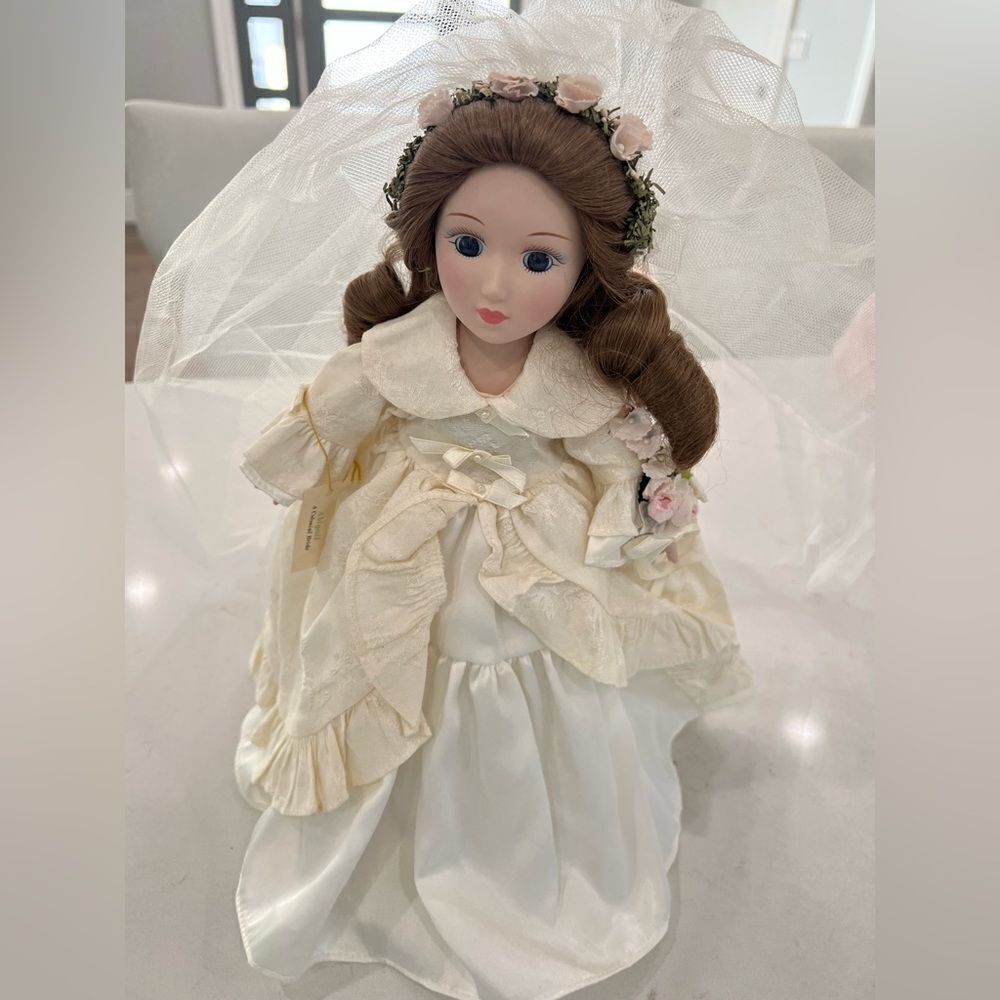 Vintage Danbury Mint Porcelain Doll (Abigail, A colonial bride)